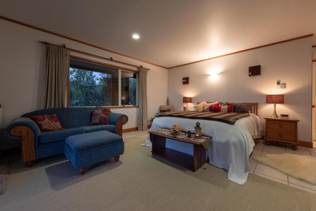 Puketotara Lodge Керайкри Экстерьер фото